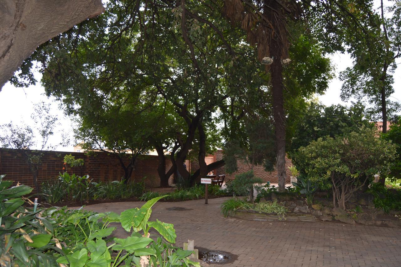Airport Gardens Boutique Hotel Boksburg Eksteriør bilde