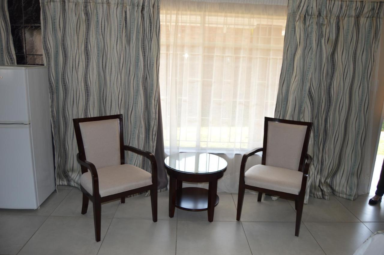 Airport Gardens Boutique Hotel Boksburg Eksteriør bilde